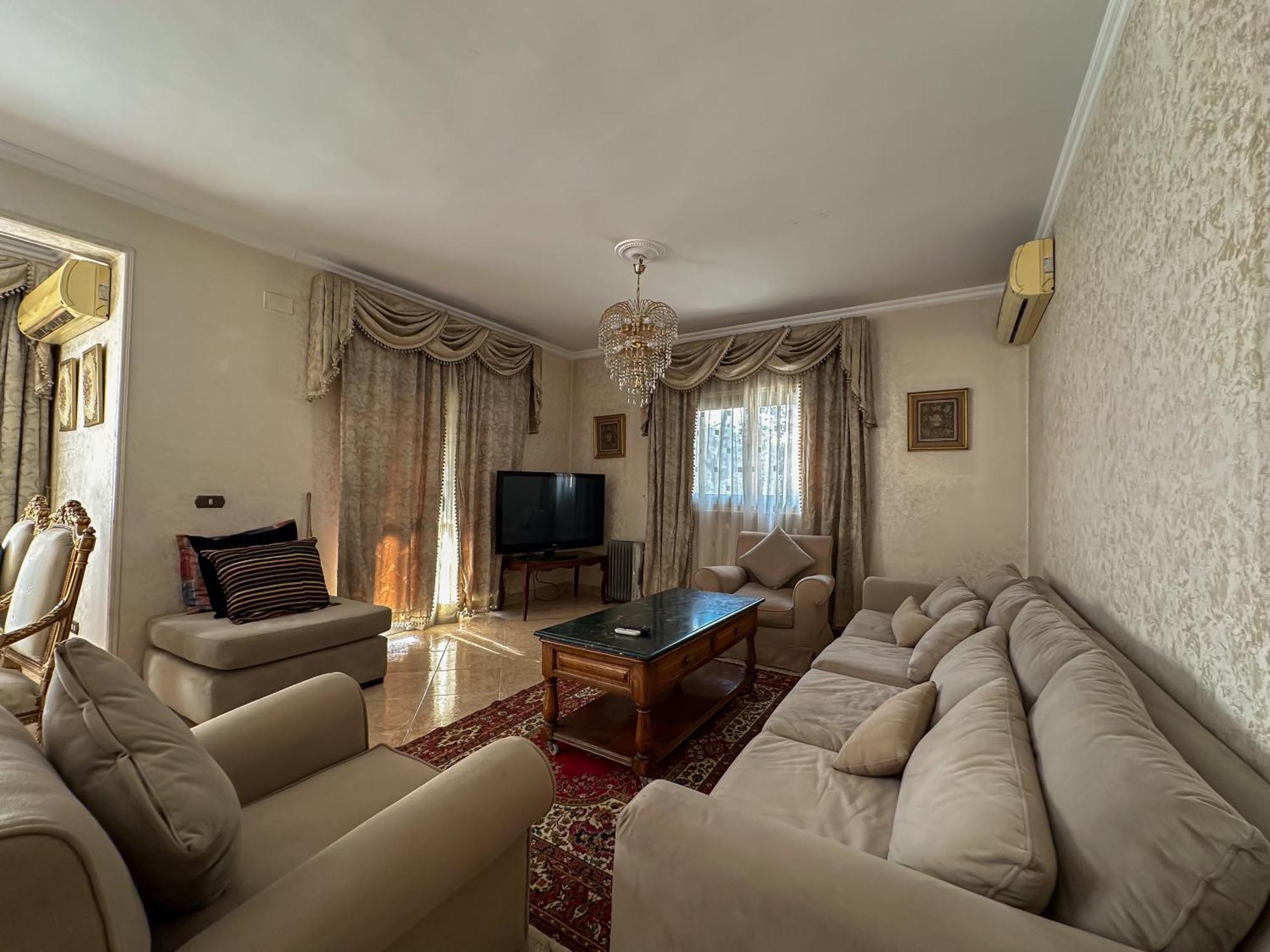 Appartement Comfortable 3br In New Maadi